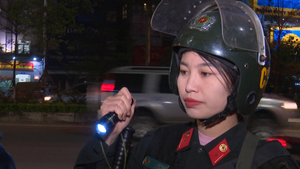 Video: Tâm sự của nữ cảnh sát đặc nhiệm ngày 8/3