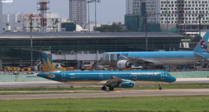 TP.HCM phát thông báo khẩn: Tìm kiếm hành khách trên 2 chuyến bay VN0054 và VN233
