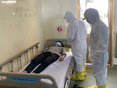 TP.HCM: 20 người cùng chuyến bay với bệnh nhân số 17 âm tính Covid-19