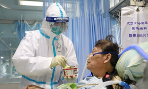 Cụ ông 100 tuổi nhiễm Covid-19 hồi phục