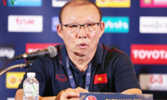 HLV Park Hang Seo dự khán trận Sài Gòn FC vs SLNA