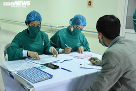 Infographic: Quy trình phân loại cách ly trường hợp nhiễm Covid-19 và người tiếp xúc 