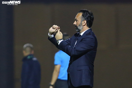 Thầy ngoại Thanh Hóa mất việc, đến phiên HLV HAGL, SHB Đà Nẵng bay ghế?