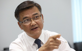 Sát khuẩn vùng họng - 'chốt chặn' virus đơn giản mà hiệu quả