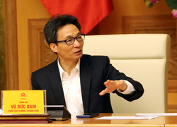 Covid-19 có 4 biến chủng, Việt Nam kiểm soát chặt xuất nhập cảnh