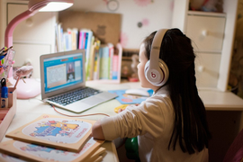 Ảnh hưởng dịch Covid-19, Bộ GD&ĐT yêu cầu chuẩn bị các phương án dạy học từ xa