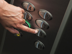 7 đồ vật tại nơi làm việc cần hạn chế tiếp xúc để tránh nguy cơ nhiễm Covid-19