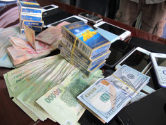 Triệt xóa đường dây lô đề, cá độ bóng đá, bắt giữ 11 người liên quan