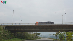 Đề xuất Trung Quốc cho phương tiện sang cửa khẩu Việt Nam nhận hàng