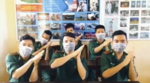 Màn vũ điệu dễ thương trên nền nhạc 'Ghen Cô Vy' của các chiến sĩ bộ đội biên phòng