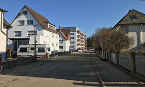 Du học sinh đắn đo ở lại hay về Việt Nam