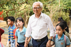 Trường tư phải vay tiền trả lương giáo viên mùa dịch Covid-19