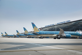 Vietnam Airlines tạm dừng khai thác tất các đường bay quốc tế