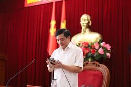 Video: Bí thư Đắk Lắk nhắn tin đóng góp, chung tay chống Covid-19