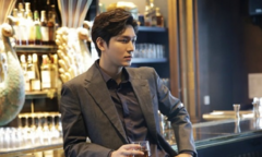 Lee Min Ho trở lại với loạt ảnh hậu trường phim