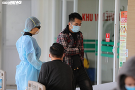 Bác sĩ đầu tiên ở Việt Nam bị lây nhiễm Covid-19 