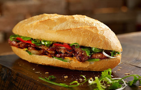 Bánh mì Việt Nam - Món ăn đường phố được thế giới gọi tên