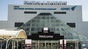 Anh xây dựng bệnh viện dã chiến 4.000 giường chống Covid-19