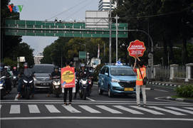 Indonesia nghiên cứu cách chặn Covid-19 của Việt Nam