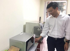 Khử khuẩn khẩu trang bằng lò vi sóng: Bộ Y tế lên tiếng