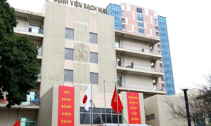 Bệnh viện Bạch Mai đóng cửa 3 khoa liên quan đến các ca mắc Covid-19