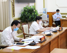 TP.HCM yêu cầu dân từ chối giao dịch với người không đeo khẩu trang