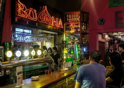 TP.HCM tiếp tục tìm kiếm người dự tiệc ở bar Buddha