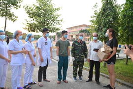 Sắp được về nhà, Võ Hoàng Yến quyên góp 61 triệu đồng cho khu cách ly