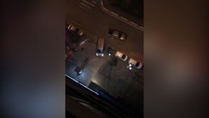 Video: Nổ súng trước chung cư ở Hà Nội, một người trúng đạn