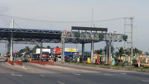 Khuyến cáo tài xế sử dụng thu phí tự động để chống Covid-19