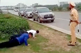 Trong số hơn 4.000 ý kiến, 92% không đồng ý phạt CSGT để người vi phạm chống đẩy