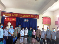 Phó Chủ tịch phường bắt trộm trong lúc đi tuyên truyền chống Covid-19