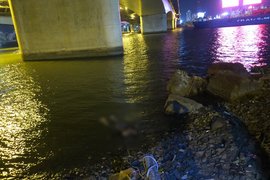 Phát hiện thi thể phụ nữ trôi trên sông Sài Gòn