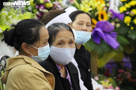 Video: Xúc động lễ viếng 2 chiến sỹ công an hy sinh khi làm nhiệm vụ ở Đà Nẵng