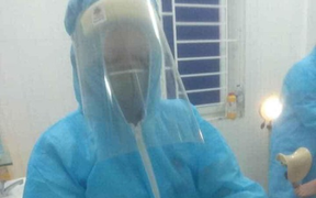 Sản phụ sinh con tại phòng cách ly Covid-19