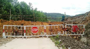 Thủ tướng: Một số địa phương vận dụng Chỉ thị 16 còn máy móc