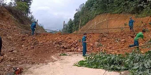 Chủ tịch Quảng Ninh yêu cầu không đào hào, đổ đất ngăn đường 