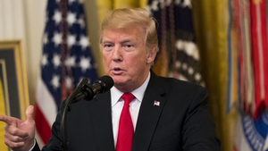 Tổng thống Donald Trump: 'Mỹ sẽ sớm mở lại nền kinh tế với nhiều thay đổi lớn'