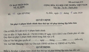 Tài xế xe tải bị phạt 200 nghìn đồng vì...tụ tập 3 người trên cabin