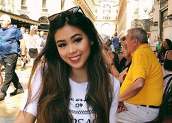 'Sinh con ra là cha mẹ, đón con về lúc hoạn nạn là Tổ quốc Việt Nam'