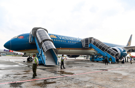 Cạn tiền dự trữ, Vietnam Airlines phải vay 'nóng' để tiêu