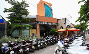 Khốn đốn vì COVID-19, hàng loạt 'ông lớn' bán lẻ xin giảm giá mặt bằng