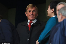 Đi khám bệnh, huyền thoại Liverpool vô tình phát hiện nhiễm virus corona