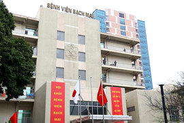 Bệnh viện Bạch Mai được gỡ lệnh phong tỏa, hoạt động bình thường từ 12/4
