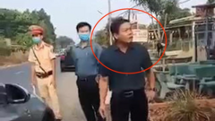Xử nghiêm Phó Chủ tịch HĐND huyện văng tục, đập bàn tại chốt kiểm dịch COVID-19