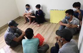 Đột kích 2 ổ bạc ở Hà Nội, bắt quả tang gần 20 người sát phạt nhau giữa mùa dịch