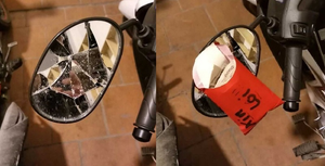 Làm vỡ gương xe máy, anh Tây viết thư, bỏ tiền lẻ vào bao lì xì đền chủ xe