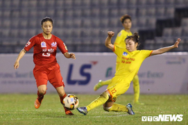 Đại dịch COVID-19 đe dọa xóa sổ bóng đá nữ khắp thế giới