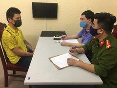 Khởi tố người đàn ông đánh công an khi bị nhắc nhở đeo khẩu trang