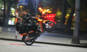 Thủ tướng chỉ đạo xử lý nghiêm hành vi tụ tập đua xe giữa mùa dịch COVID-19